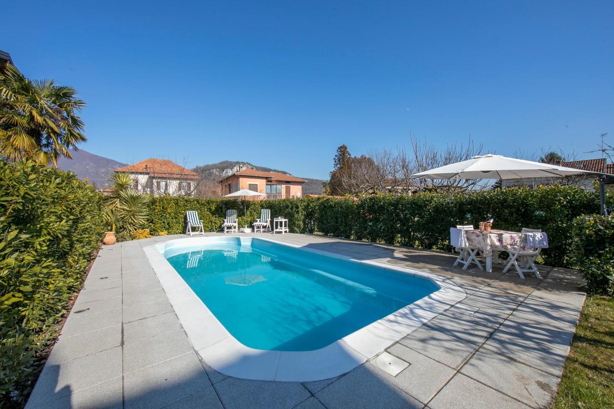 Casa Amabile With Salty Water Pool - Happy Rentals 레노 디 레기우노 외부 사진
